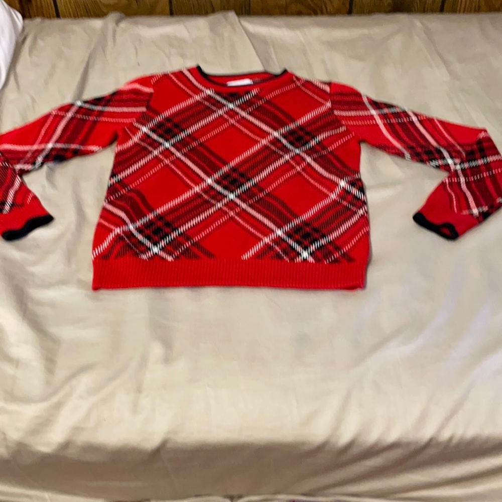 A nice Christmas sweater nice quality